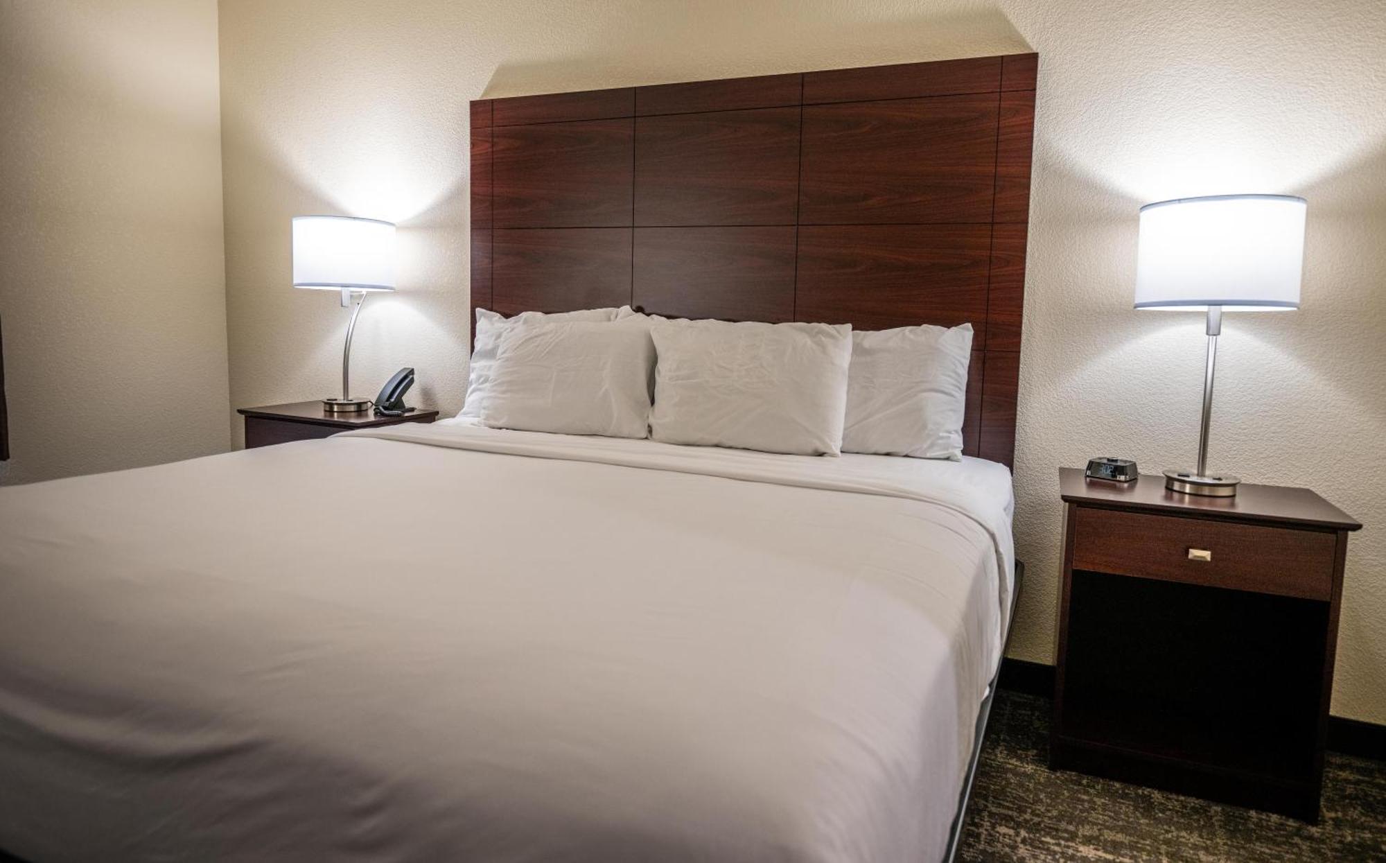 Cobblestone Hotel & Suites - Lamar 外观 照片